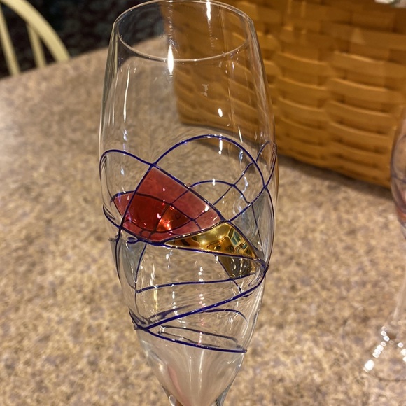Milano Collection Set of 2 Flute Glasses Vivid Color Swirls with Gold - Picture 15 of 17